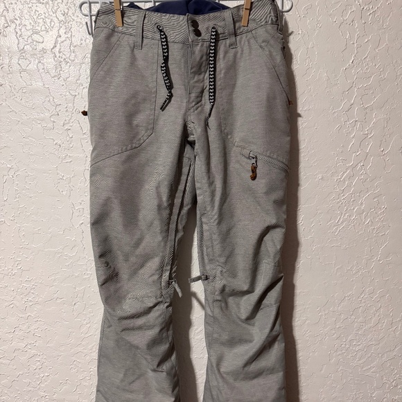 Roxy Nadia Heather Grey 10K Snowboard Pants - Picture 1 of 11